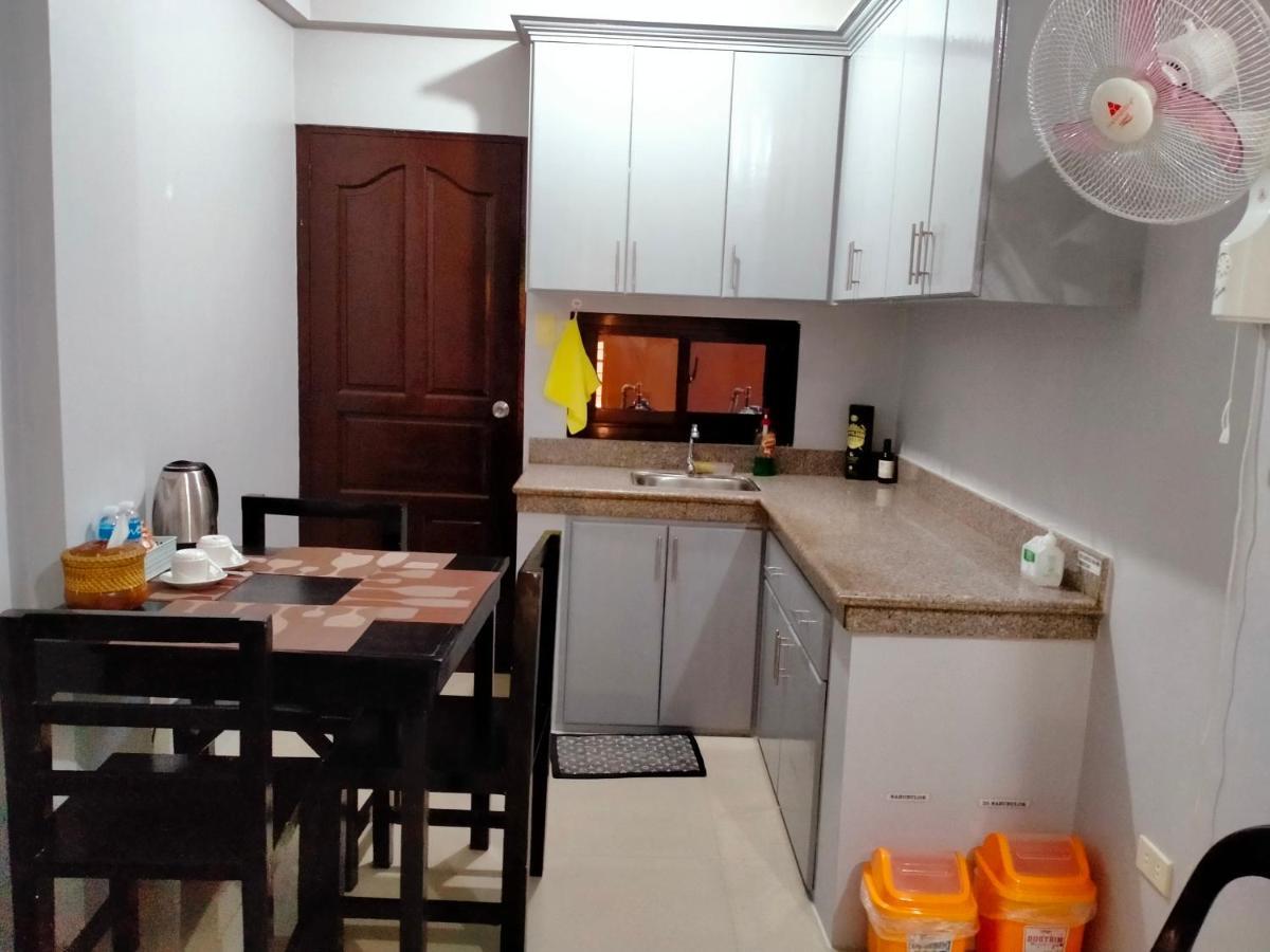 V.F. Riton Apartelle ลาวัก ภายนอก รูปภาพ