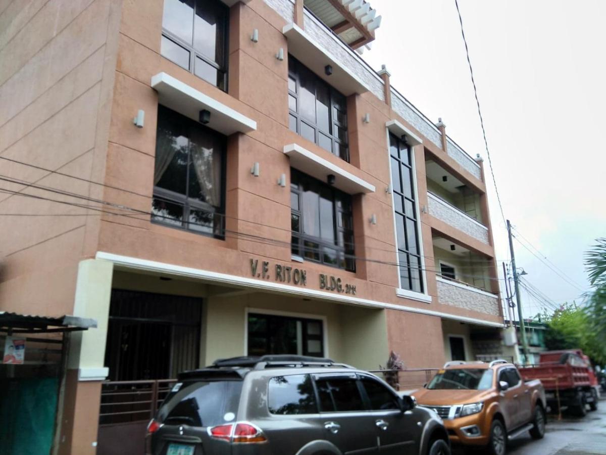 V.F. Riton Apartelle ลาวัก ภายนอก รูปภาพ